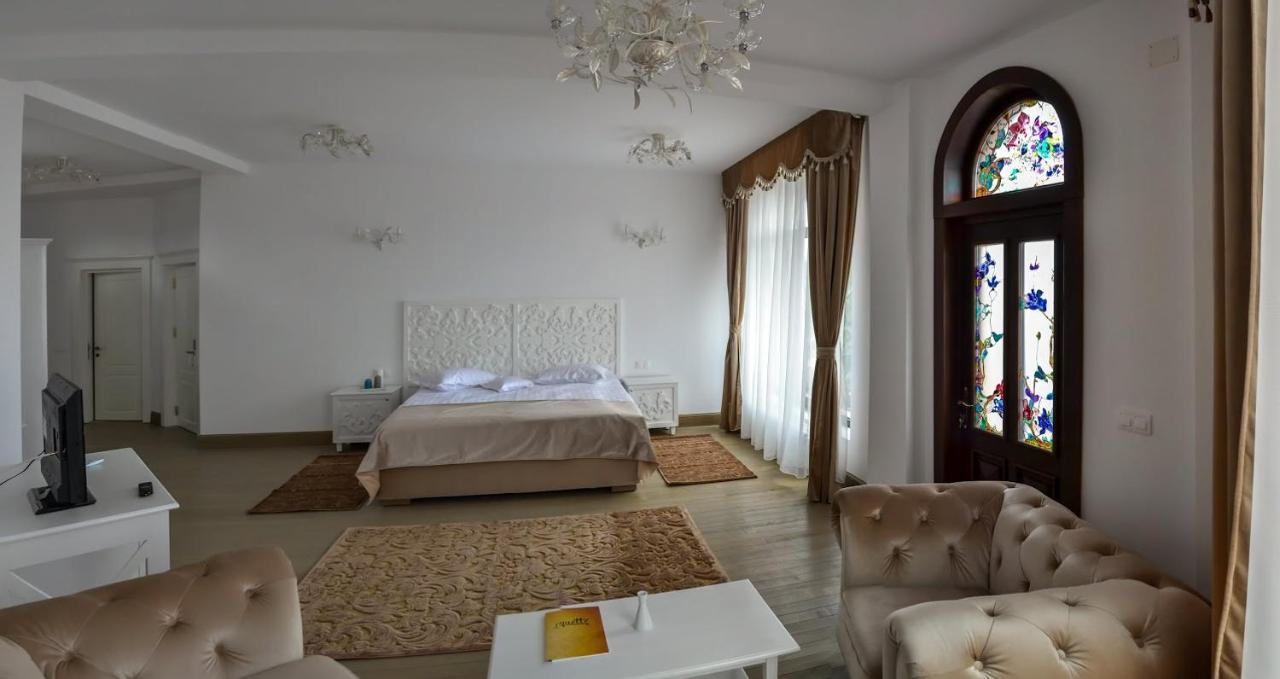 Hotel Coquette Măneciu Exteriör bild