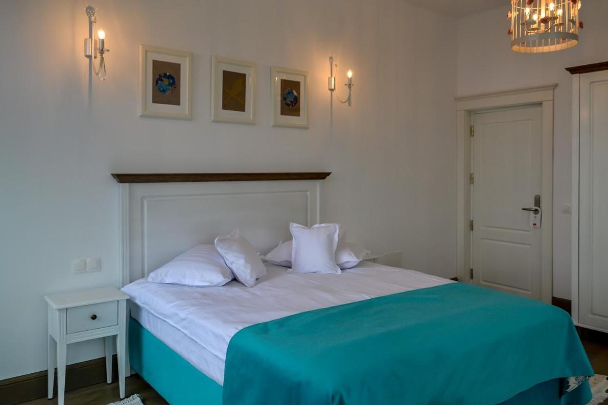 Hotel Coquette Măneciu Exteriör bild